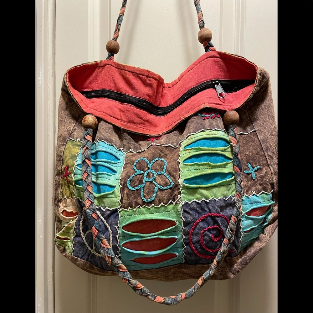 UNIQUE HAND CRAFTED BAG NWT - Picture 2 of 4
